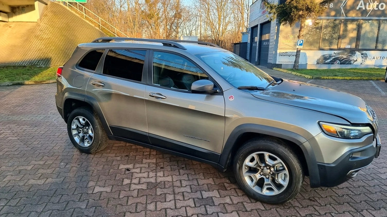 Jeep Cherokee cena 85800 przebieg: 33000, rok produkcji 2019 z Wrocław małe 379